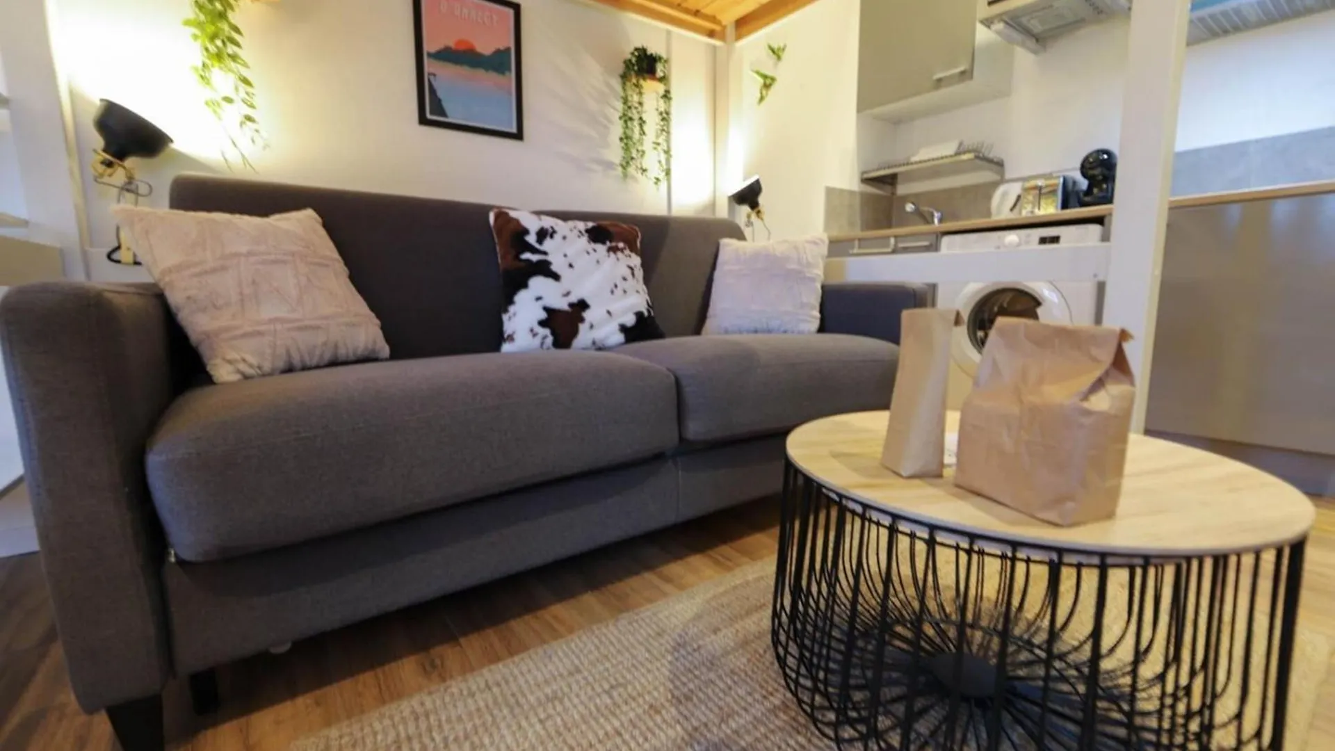 Le Petit Plus - Studio Confortable Avec Parking Apartment Annecy 0*,